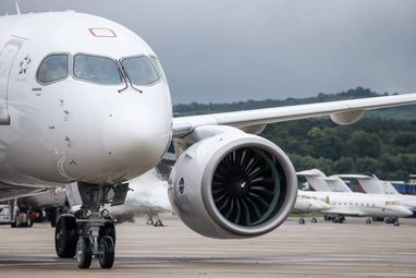 Новий Boeing і красень Ан-178: у Великобританії відкрився грандіозний авіасалон Фарнборо-2016
