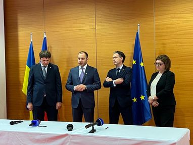 Украина подписала «транспортный безвиз» с ЕС