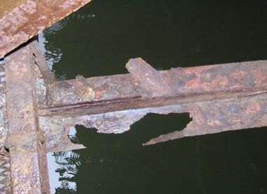 В конструкциях моста зафиксированы критические коррозионные повреждения