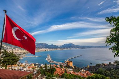 Иностранцы массово скупают турецкую недвижимость: среди самых активных инвесторов – украинцы