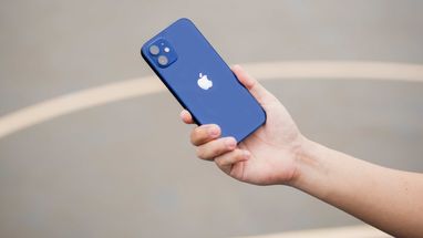 Apple у 2025 році випередить Samsung за поставками смартфонів вперше за 14 років
