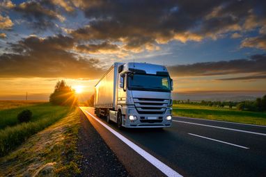 Таможня фиксирует рост в 1,6 раза импорта нефтепродуктов напрямую от производителей