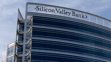 Банк-банкрот SVB раздал миллионные премии работникам на фоне краха