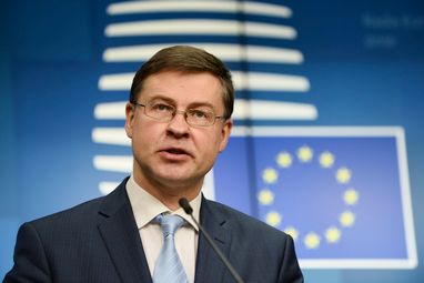Перший етап допомоги ЄС буде наданий Україні влітку - Домбровскіс