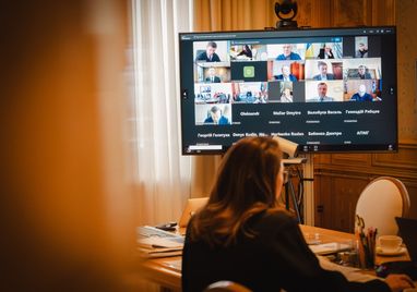 Прем'єр-міністерка Юлія Свириденко під час засідання Ради коаліції