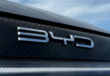 BYD встановила новий рекорд по прибутку та виторгу