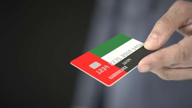 Банки ОАЕ почали масово блокувати та затримувати платежі російським компаніям