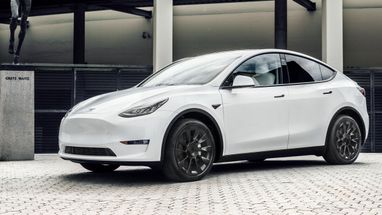 Tesla знизила ціни на Model 3 і Model Y в США
