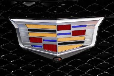 Cadillac отзывает более 40 тысяч электрокаров