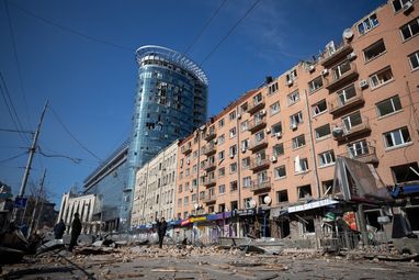 Послевоенное восстановление Украины: какие страны взяли шефство над городами и областями