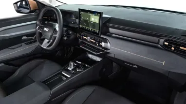 Dacia показала новый универсал, который может стать альтернативой кроссоверам (фото)