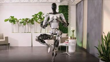 Tesla показала нові можливості робота-гуманоїда Optimus