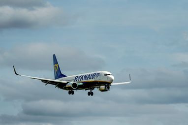 Від 40 євро: Ryanair запускає нові рейси до популярних курортних міст