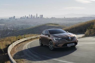 Renault представила оновлене сімейство Megane - з'явився гібрид (фото)