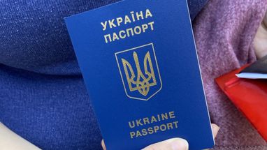 Украина создаст за границей спецдепартаменты для беженцев