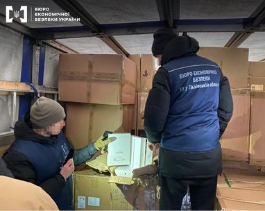 Обшуки на Львівській митниці: БЕБ виявило «сірої» техніки на 40 мільйонів