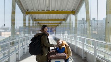 ЄС продовжує тимчасовий захист для українців, але готує програми добровільного повернення