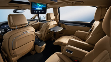 Buick представив гібридний мінівен з розкішним салоном (фото)