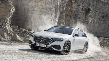 Mercedes-Benz показав універсал Е-класу для поганих доріг