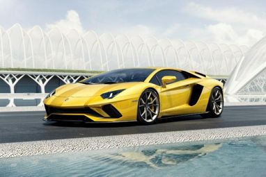 Lamborghini представила оновлений Aventador (фото)