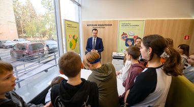 Понад 20 тисяч українських дітей стали учасниками освітніх заходів ПриватБанку в рамках Всеукраїнського тижня заощаджень