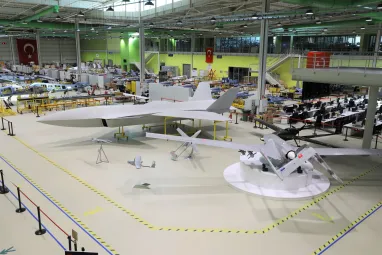 Завод Baykar в Украине: в Турции обучают будущих сотрудников производству дронов