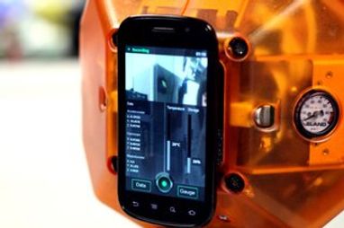 NASA відправить у космос 3D-смартфони Google
