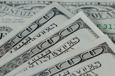 У 2027 році бюджетні видатки України на оборону та безпеку становитимуть майже 44% ВВП