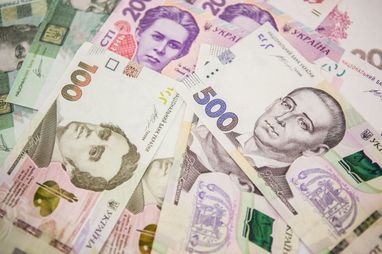 Середня зарплата українців перевищила довоєнний рівень: дані Держстату