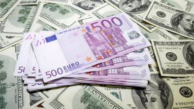 В НБУ рассказали, как скажется на Украине падение курса евро к доллару