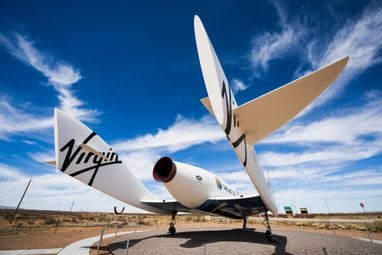 Virgin Galactic підвищує ціни на космічні тури