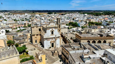 Живописный город в Италии заплатит 30 тысяч евро тем, кто туда переедет (фото)