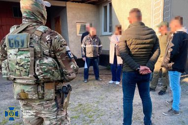 За "услуги" просили до $5 тыс.: СБУ заблокировала еще 3 схемы нелегального выезда за границу