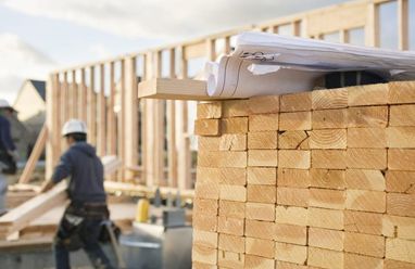 Украинцы получили первый миллиард гривен на капитальные ремонты поврежденного жилья