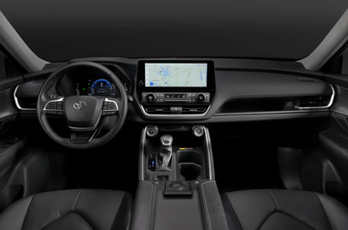 Интерьер и передняя панель Toyota Grand Highlander