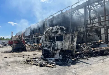 <i>Чи може покупець вимагати повернення коштів за знищений товар</i>