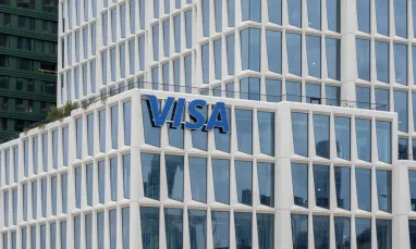 По состоянию на конец прошлого финансового года штат Visa составлял около 34 100 сотрудников.