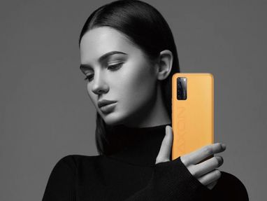 ZTE анонсировала ещё один смартфон со скрытой под экраном камерой
