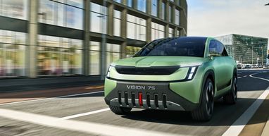 Просторный салон и 600 км запаса хода: Skoda показала флагманский электрокроссовер (видео)