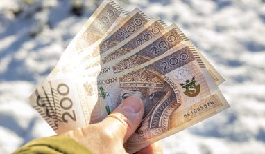 Підтримку надають двом категоріям українців