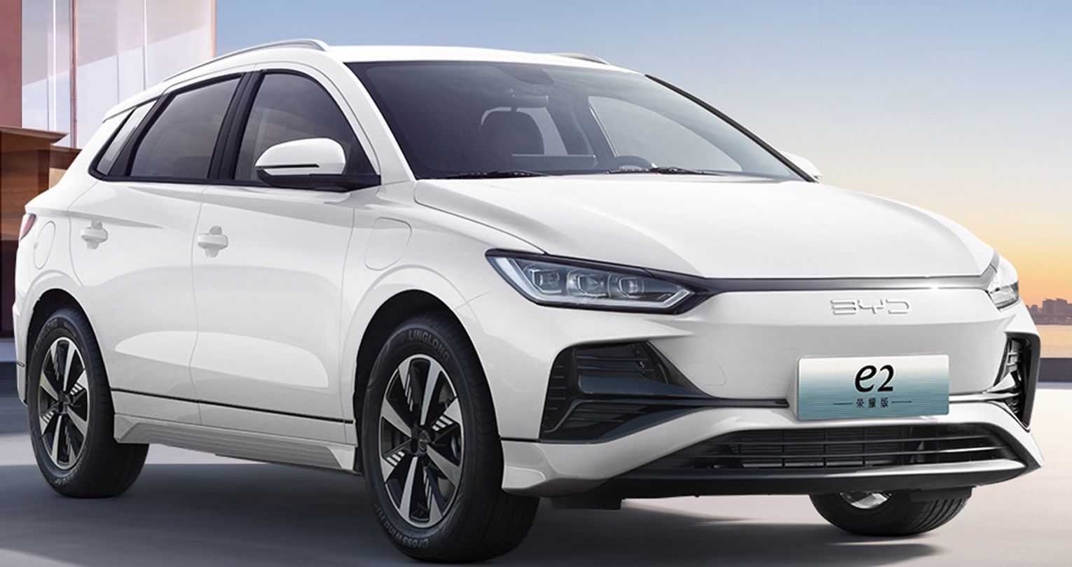 Компания BYD представила обновленную версию электромобиля e2 Honor ...