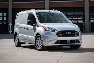 Ford прекращает производство минивэнов из-за низкого спроса