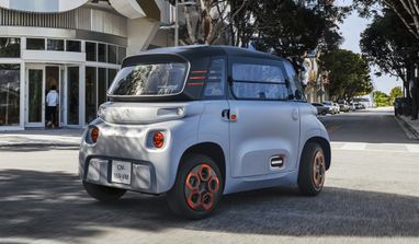 Fiat відродить культову модель: керувати автомобілем можна без прав (фото)