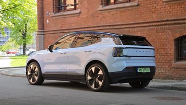 Volvo сворачивает продажу самого дешевого электромобиля