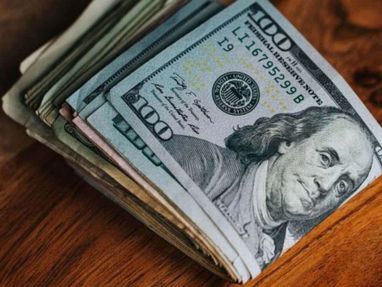 «Зношені» та «старі» долари: в НБУ розповіли про ситуацію з обміном