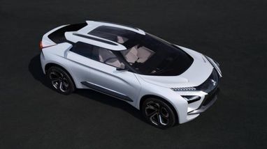 В Токио представили концепт электрического кроссовера Mitsubishi e-Evolution с тремя двигателями (фото)