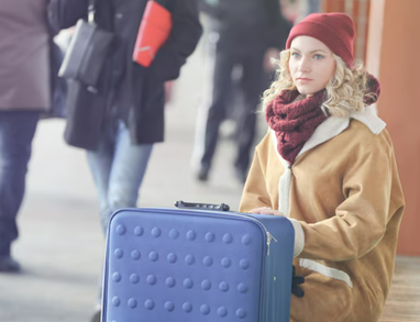 Возвращение беженцев домой: каждый седьмой юноша — за границей (инфографика)