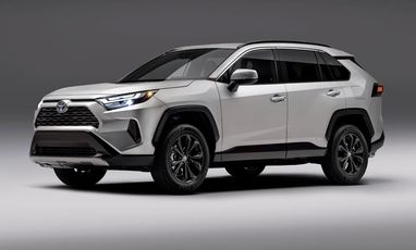 Лидер рынка гибридов в Украине - Toyota RAV-4