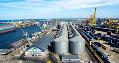 Польша расширит список портов для транзита зерна из Украины