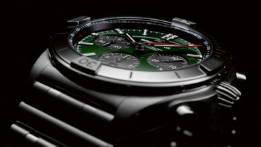 Компания Bentley выпустила часы (фото)
